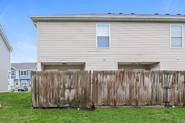 Building Photo - 8055 Logan Dr