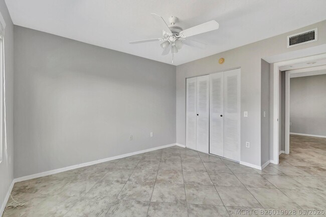 Building Photo - 116 Villa Cir