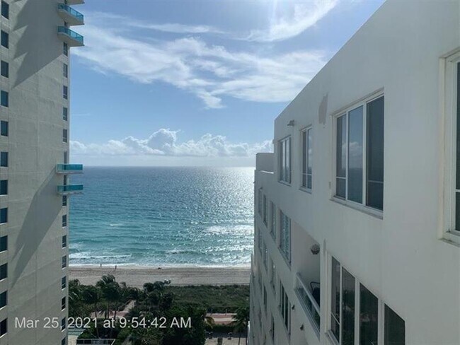 Building Photo - 5005 Collins Ave