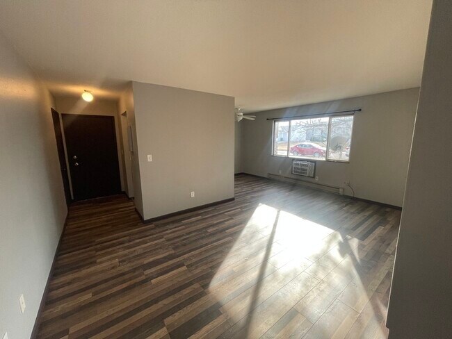 Building Photo - 2951 9th St