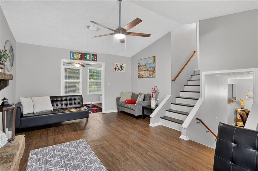 Building Photo - 3536 Highland Pine Way