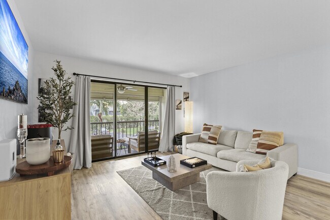 Building Photo - 629 Sea Pine Way