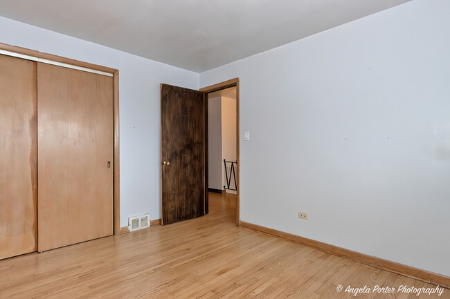 Building Photo - 43 E Judith Ann Dr