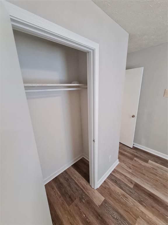 Building Photo - 1613 Cobblestone Ct
