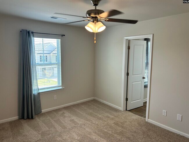 Building Photo - 1071 Crescent Moon Lp