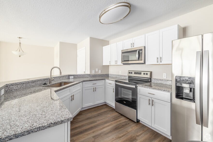 2BR, 2BA - 1247SF - Kitchen - The Vibe at Celebration Pointe