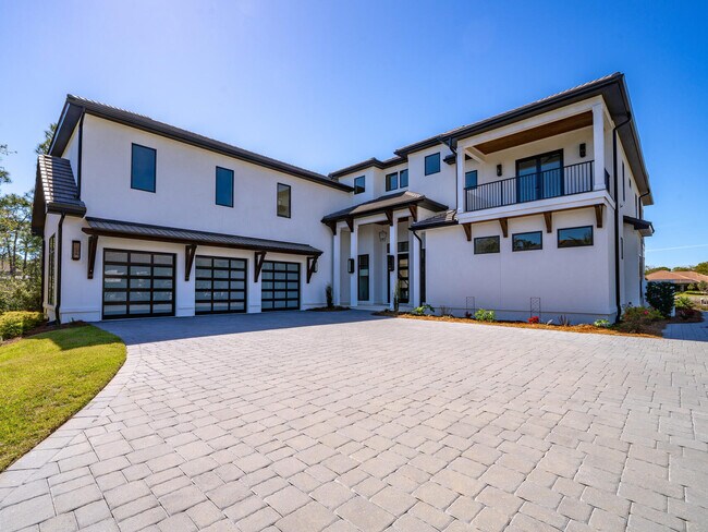 Building Photo - 330 Kelly Plantation Dr