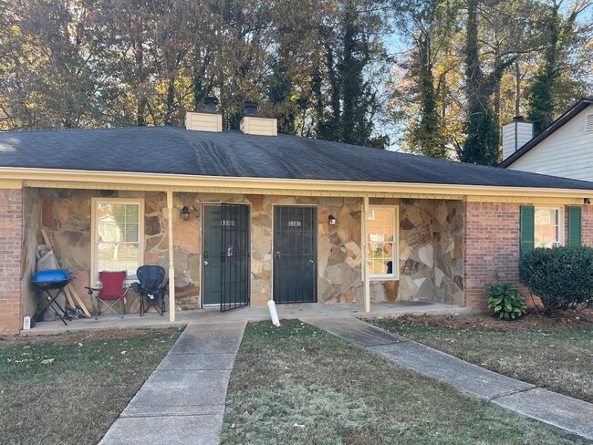 Building Photo - Ridgemere Ct