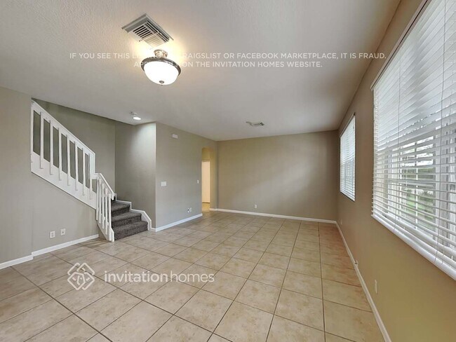 Building Photo - 1428 W Wickham Cir