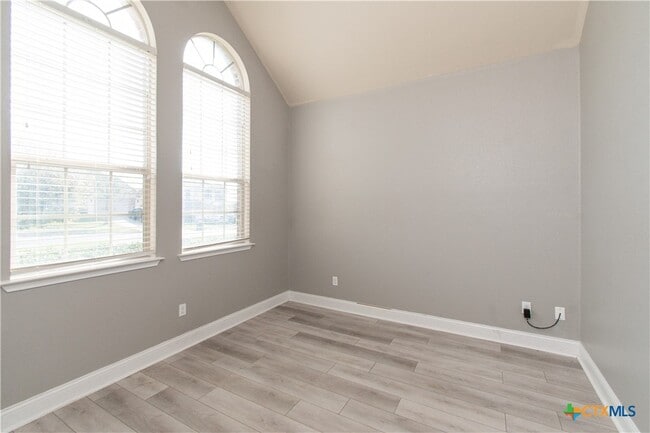 Building Photo - 7001 Cokui Dr