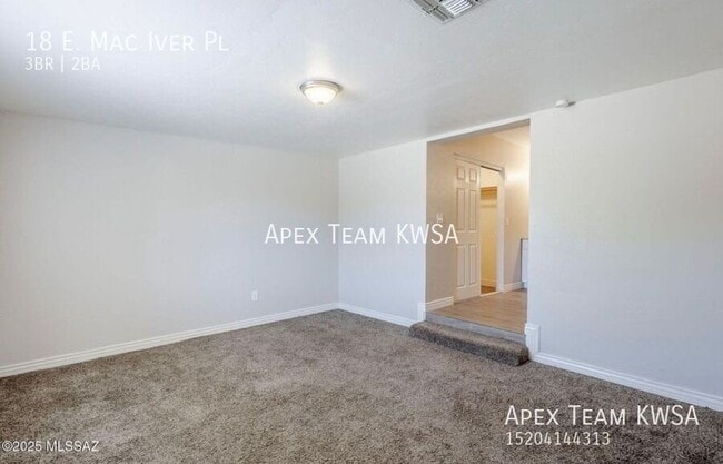 Building Photo - 18 E Mac Iver Pl