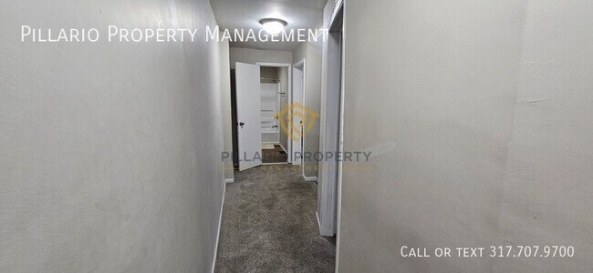 Building Photo - 933 N Dearborn St