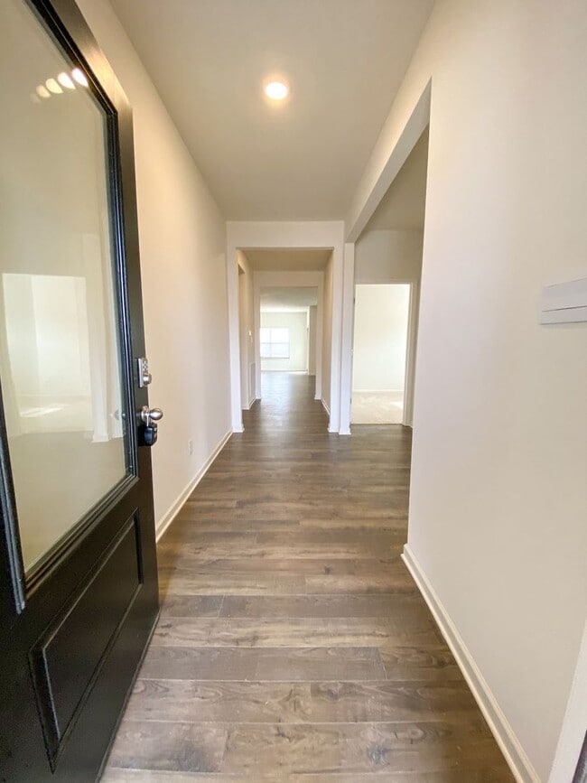 Building Photo - 3 bed, 2 bath in Oakland built in 2023 /// $$ move in special if move in by 1/22/26