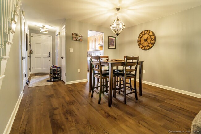 Building Photo - 406 Cedar Hollow Dr
