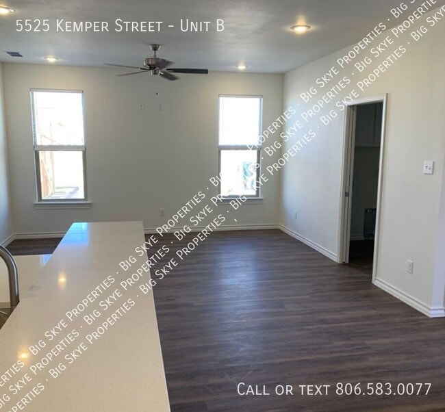 Building Photo - 5525 Kemper St