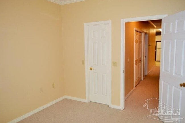 Building Photo - 4078 Oak Pointe Dr