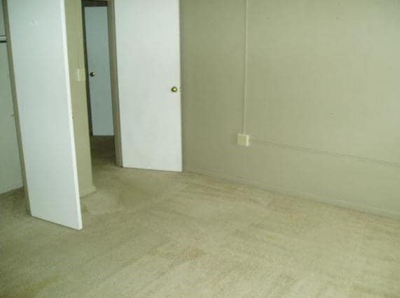 Building Photo - 825 Harris Ave