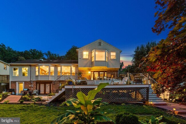 Building Photo - 8121 Briar Creek Dr