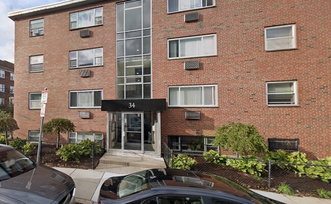 Primary Photo - 38 Gardner St