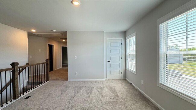 Building Photo - 2920 Westgate Park Dr