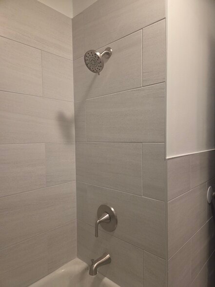 Bathroom - Refreshed - 467 Maplewood Ave