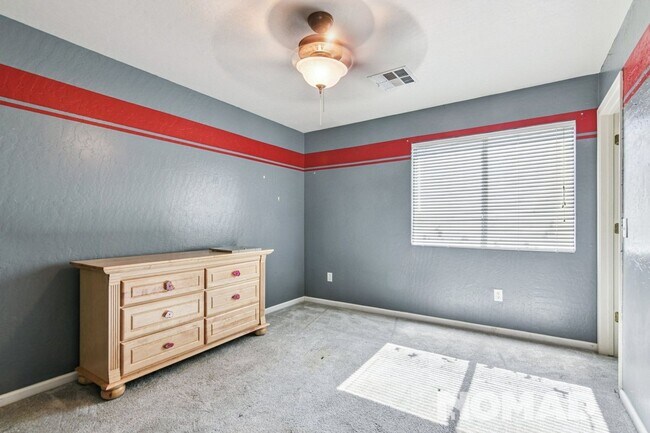 Building Photo - Spacious 4BR House in Litchfield Park