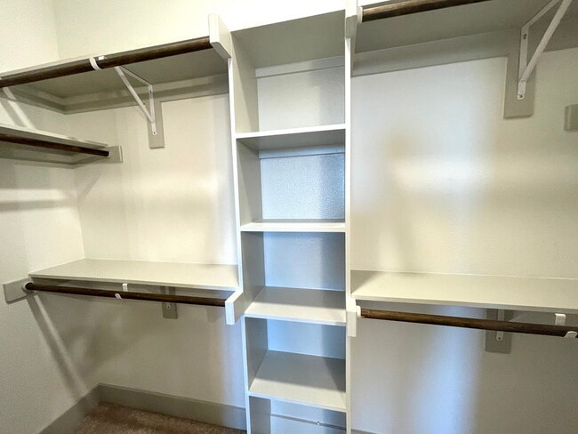 Building Photo - 4320 S Legacy Dr