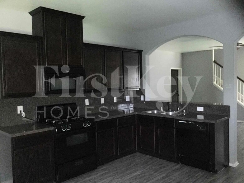 Building Photo - 7876 Galleon Field Ln