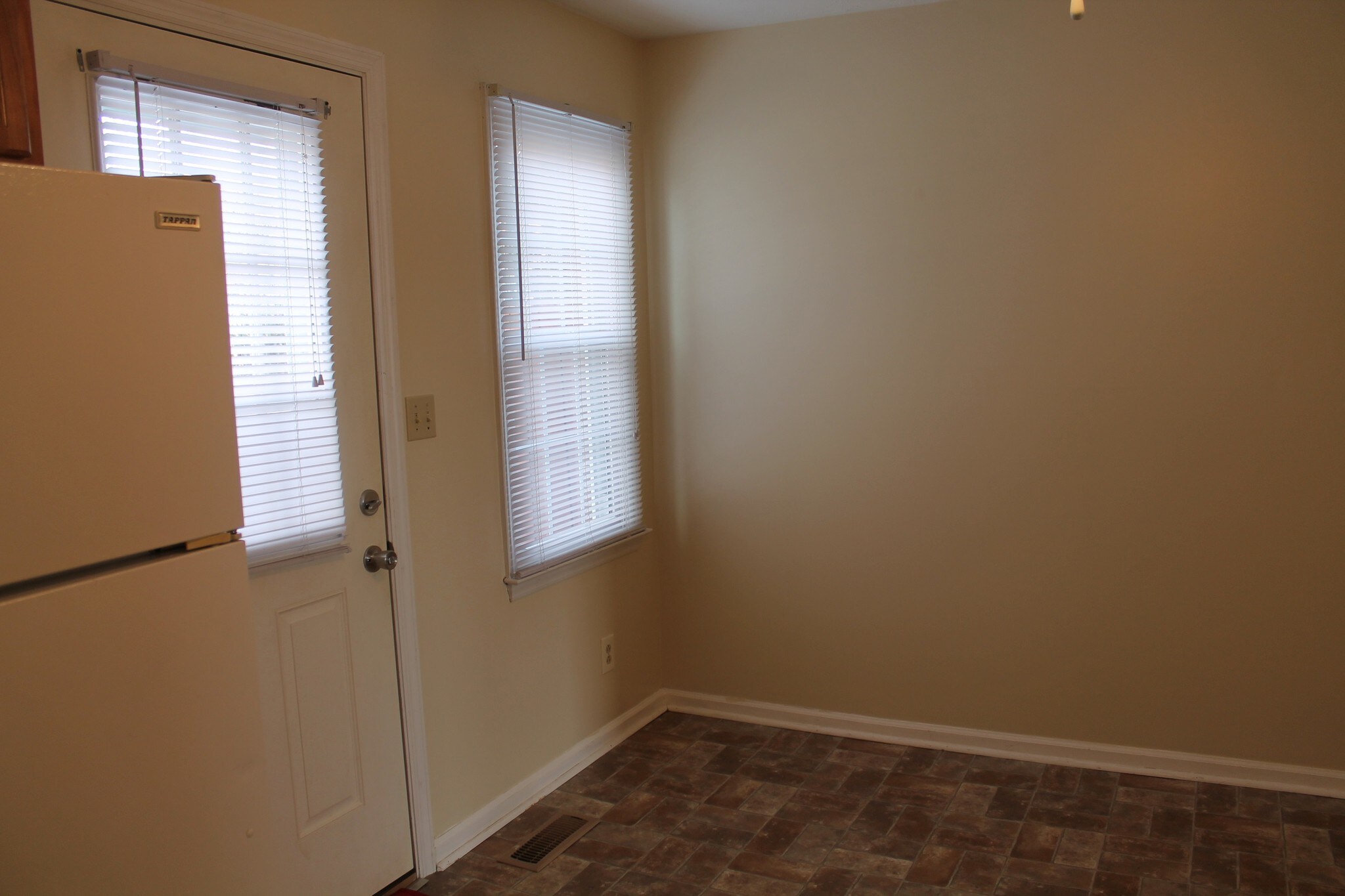 Rear door/dining area - 743 Ridgeview Dr