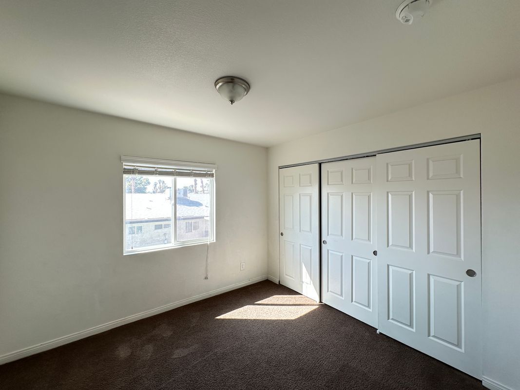 Building Photo - 6241 Bellota Dr