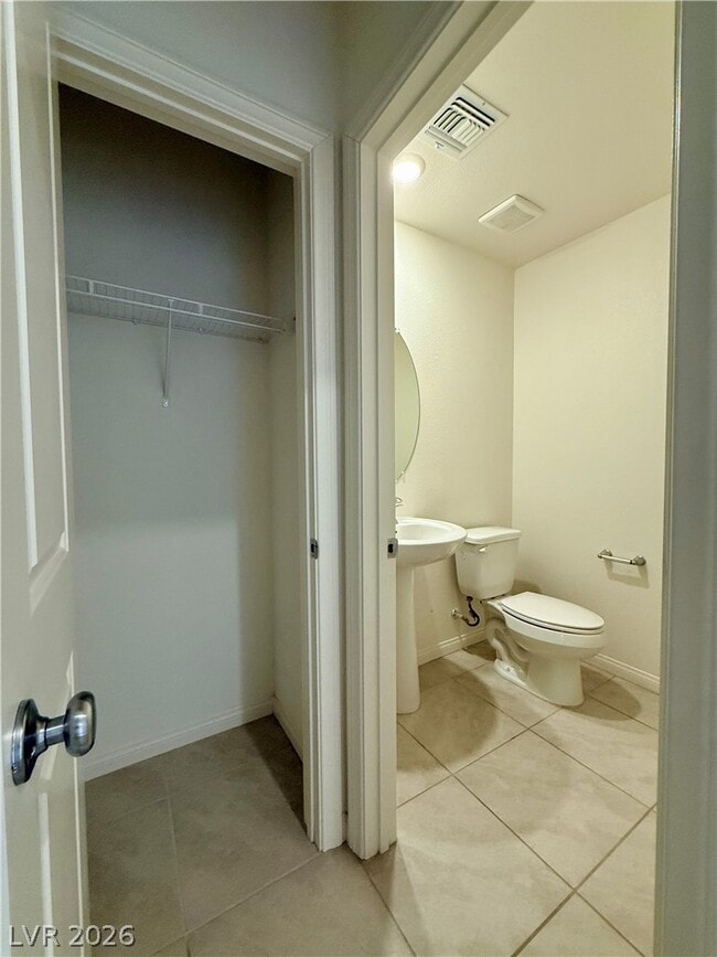 Building Photo - 3432 Covilha Ln