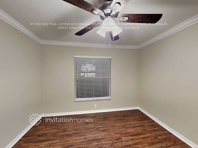 Building Photo - 6647 Clair Shore Dr