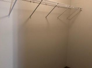 Building Photo - 2403 W Woodlands