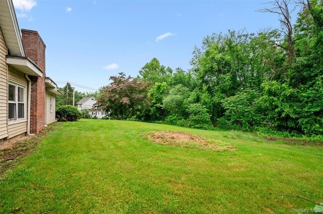 Building Photo - 5 Lincoln St