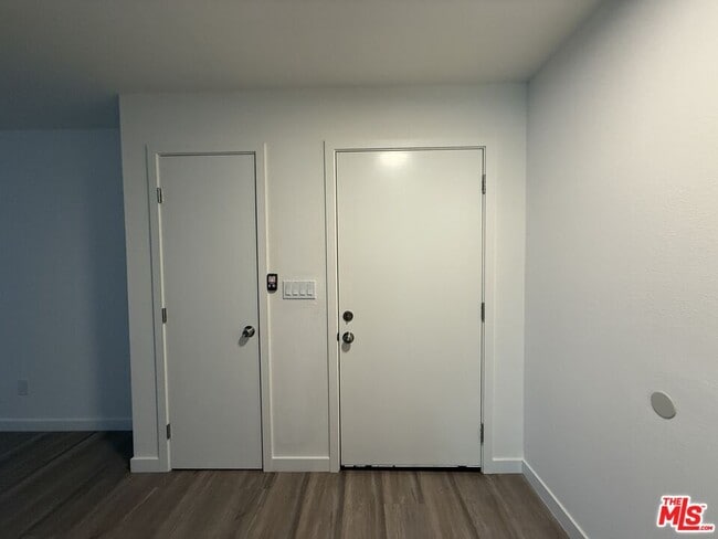 Building Photo - 1732 W 169th Pl