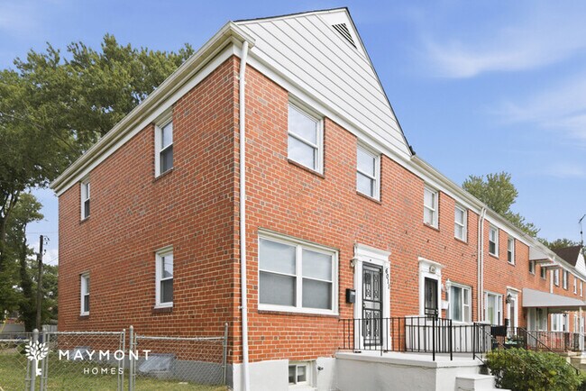 Building Photo - Spacious 4-Bedroom Baltimore Home