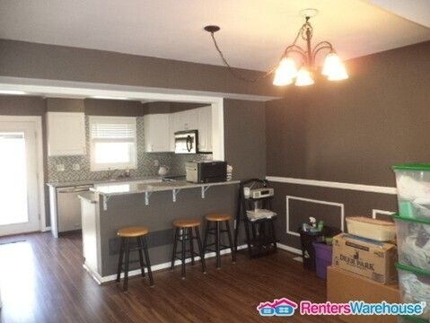 Building Photo - 5759 Richardson Mews Square