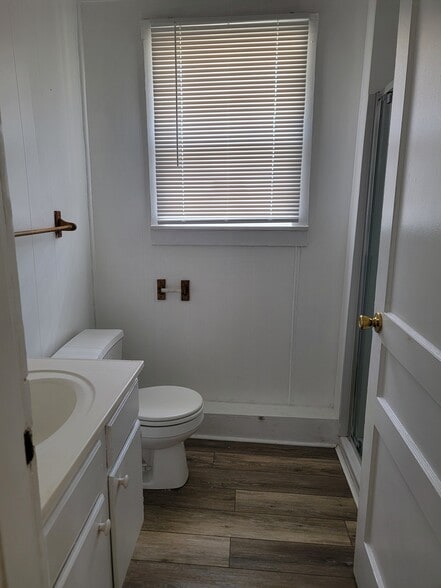 Bathroom, shower with towel closet - 1164 Adams St