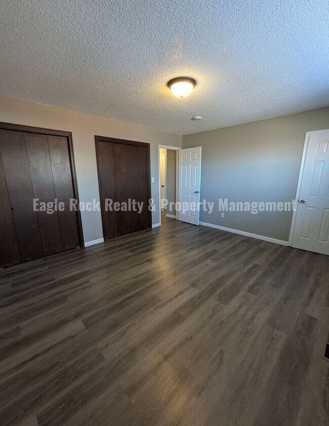 Building Photo - East Tulsa House for Rent (3beds/1.5baths)