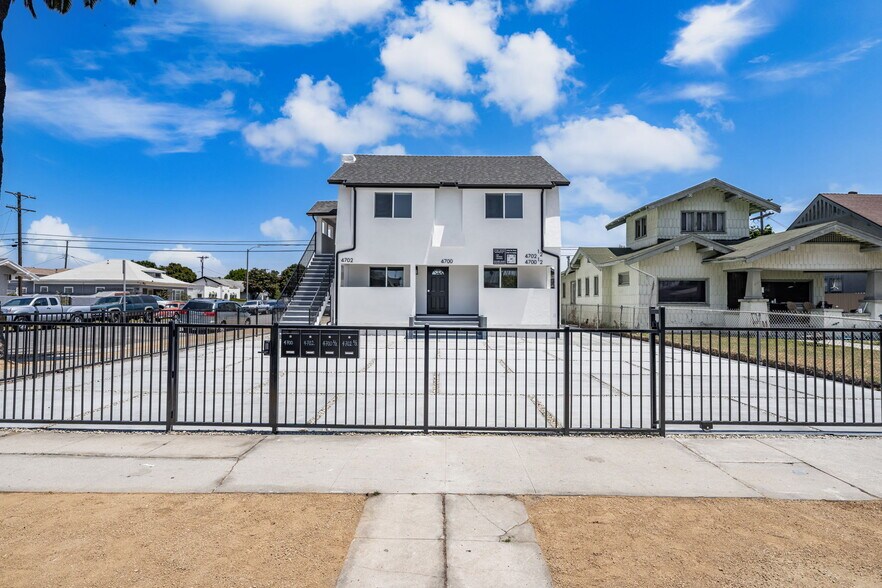 Building Photo - 4700 S Gramercy Pl