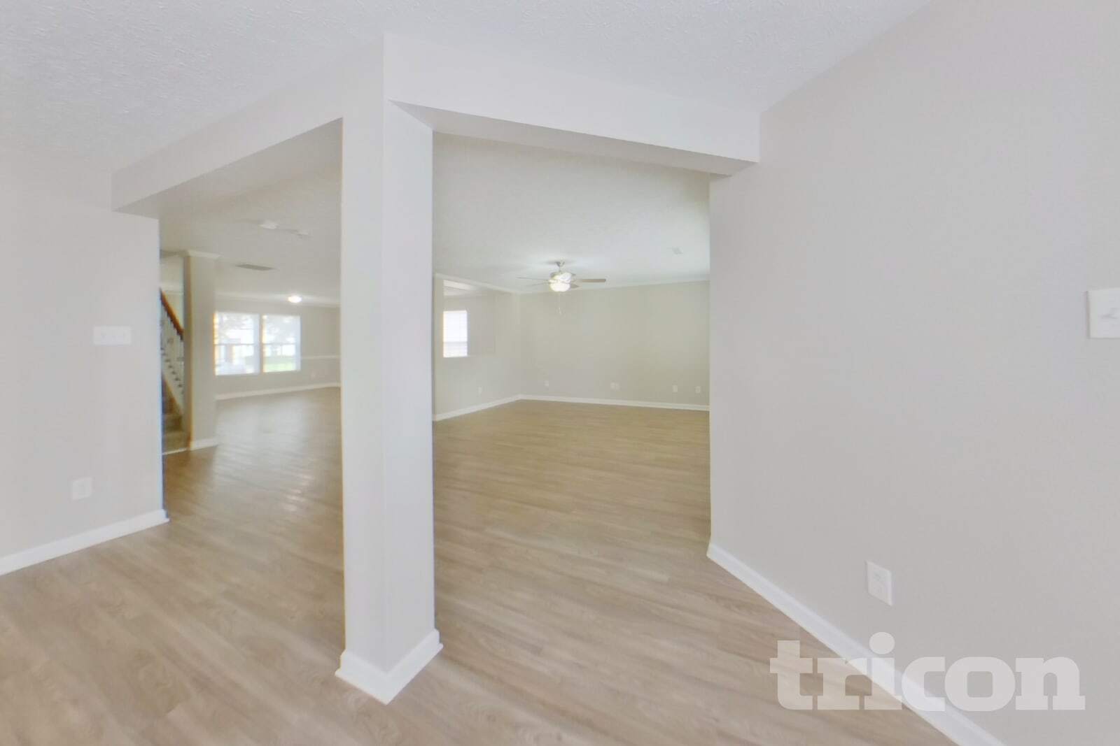 Building Photo - 1024 Tradewinds Dr