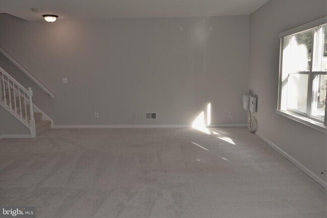 Building Photo - 8933 Royal Astor Way