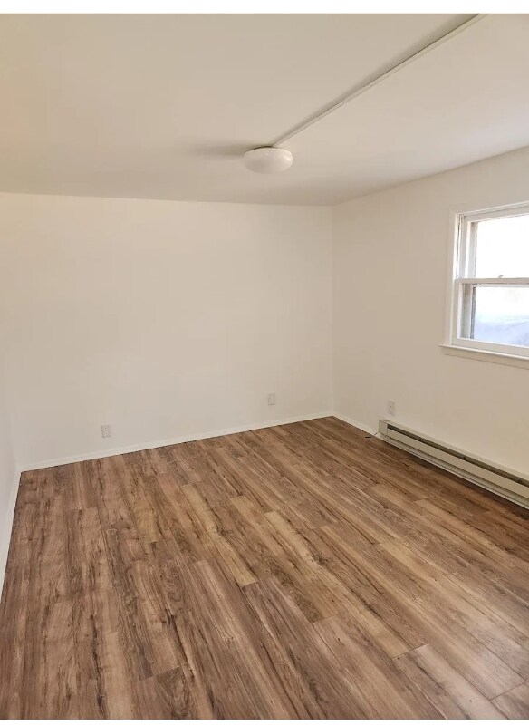 Building Photo - 121 Cozy Lake Rd