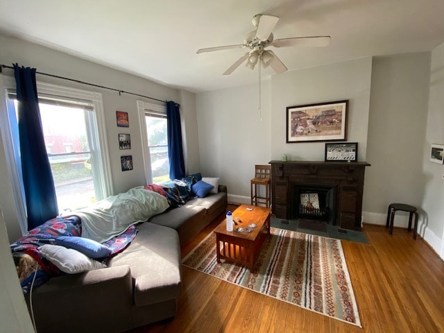 Living room w/ furniture - 91 S Washington St.