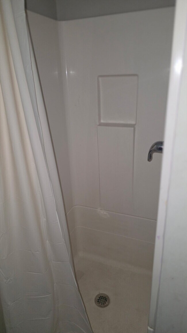 Building Photo - 23rd St