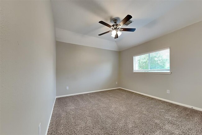 Building Photo - 1212 Pine Moss Ct