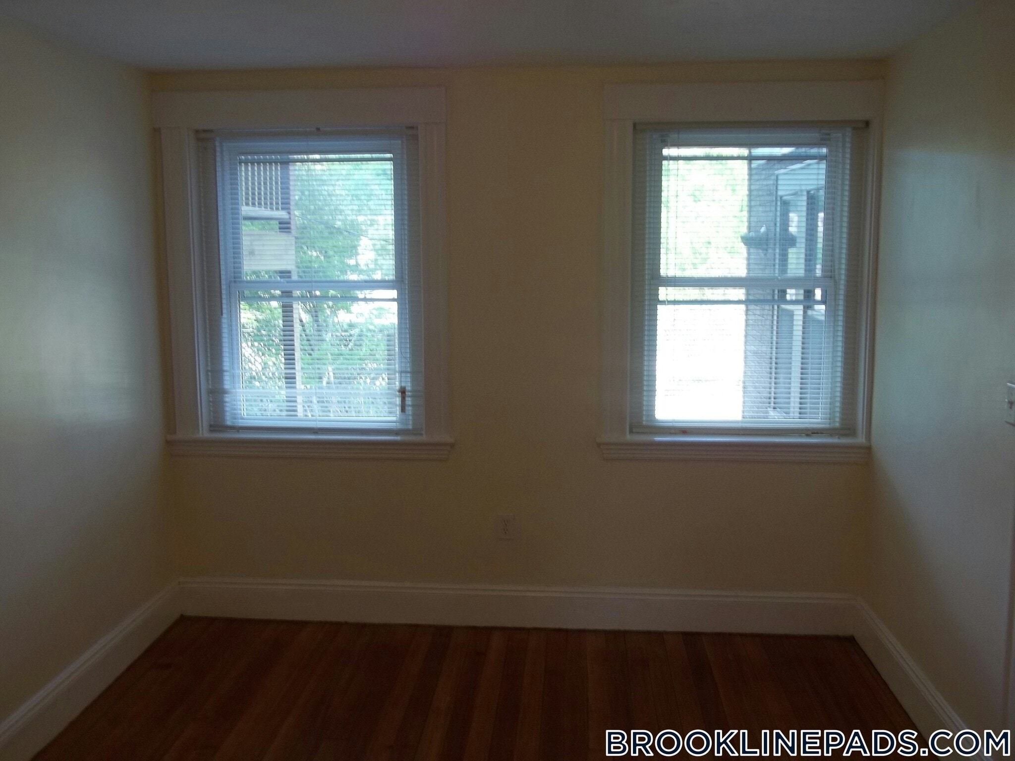 Building Photo - 191 Winthrop Rd