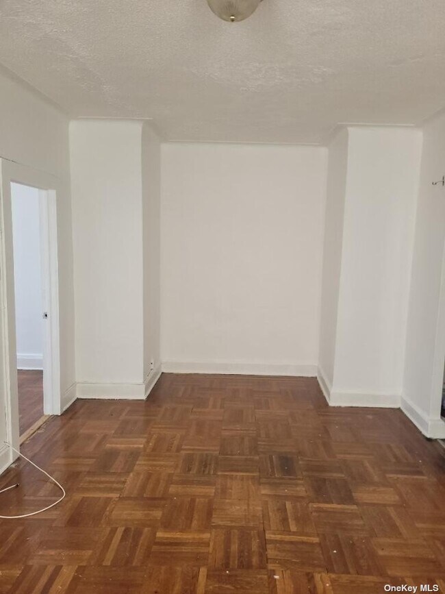 Building Photo - 1000 Carroll St