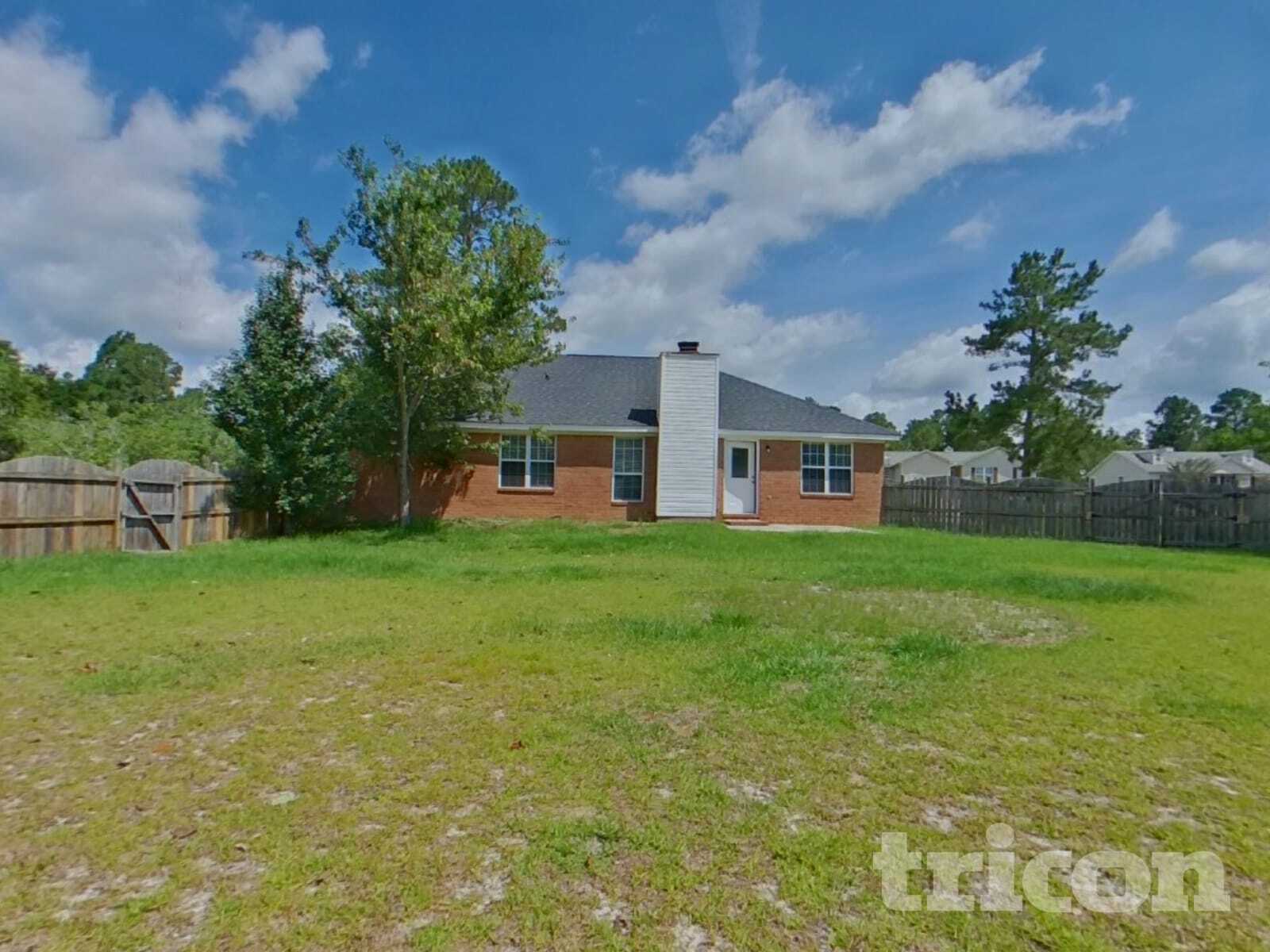 Building Photo - 300 Willow Forks Ct