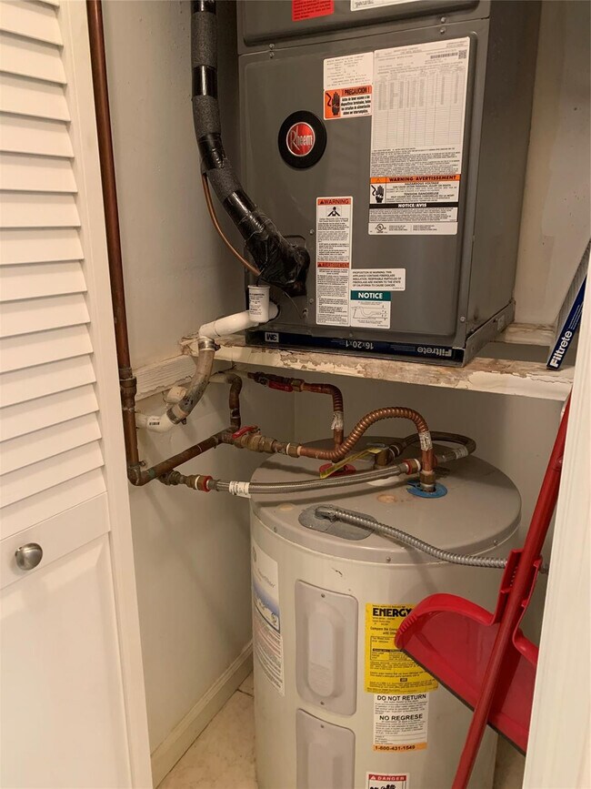 Building Photo - 1541 S Ocean Blvd